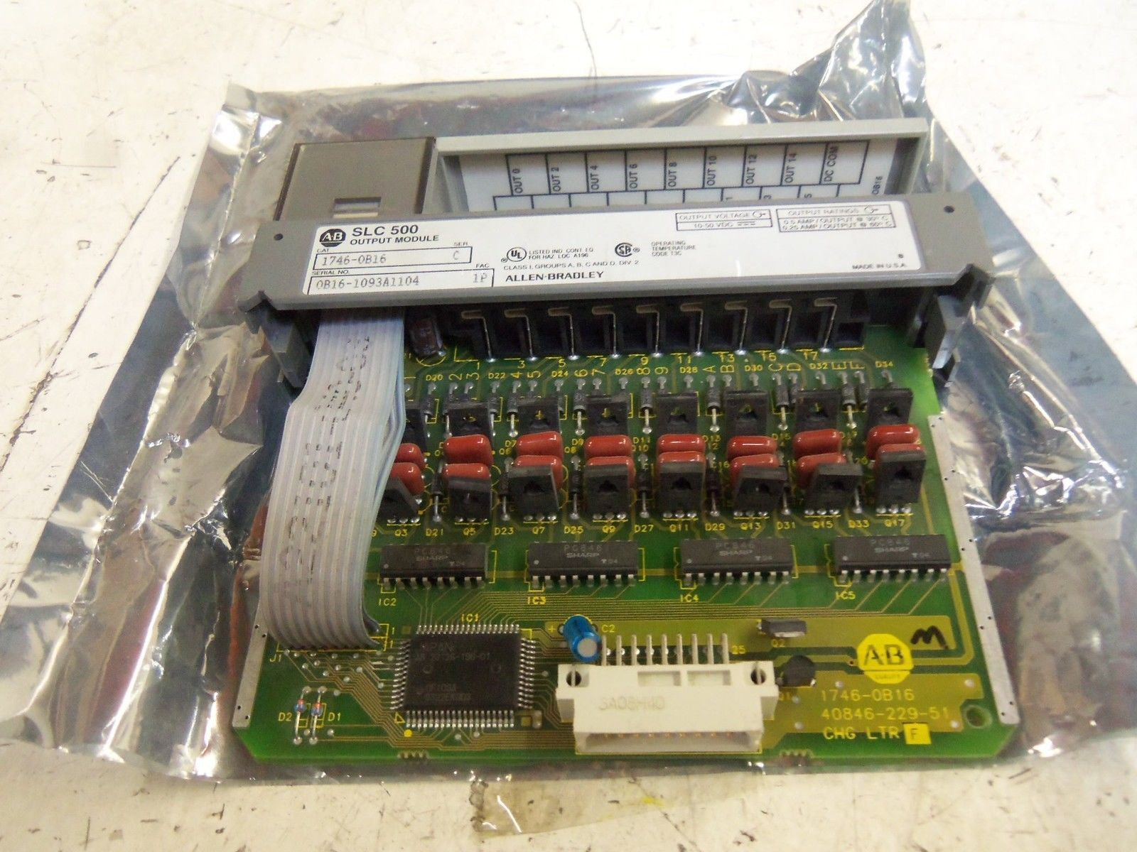 ALLEN BRADLEY SLC 500 1746-OB16 SER. C OUTPUT MODULE *USED*