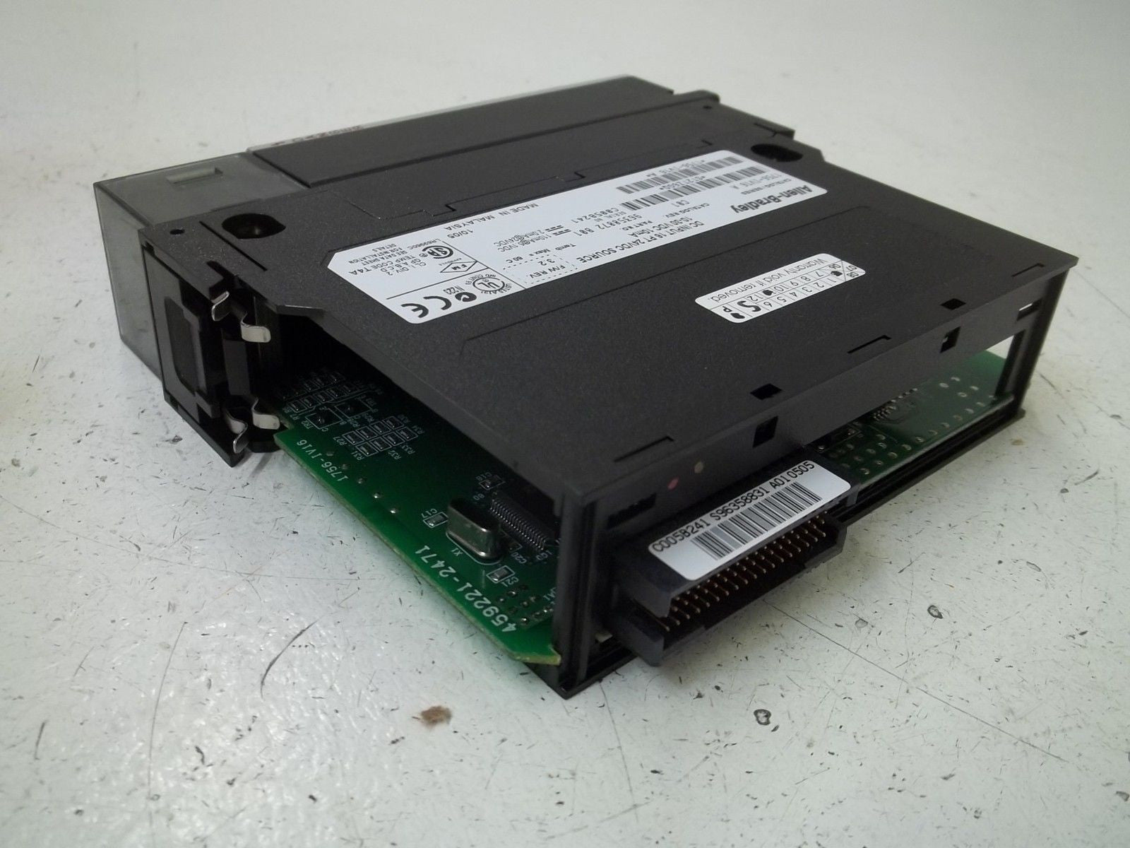 ALLEN BRADLEY CONTROLLOGIX 1756-IV16 SER. A F/W 3.2 INPUT MODULE *NEW IN BOX*