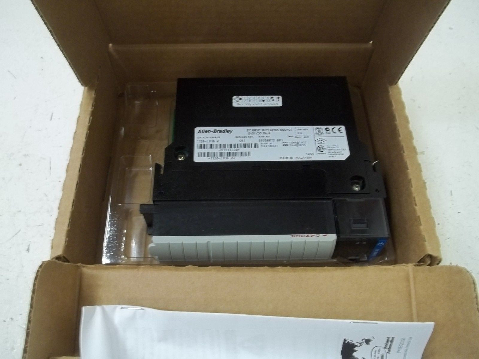 ALLEN BRADLEY CONTROLLOGIX 1756-IV16 SER. A F/W 3.2 INPUT MODULE *NEW IN BOX*