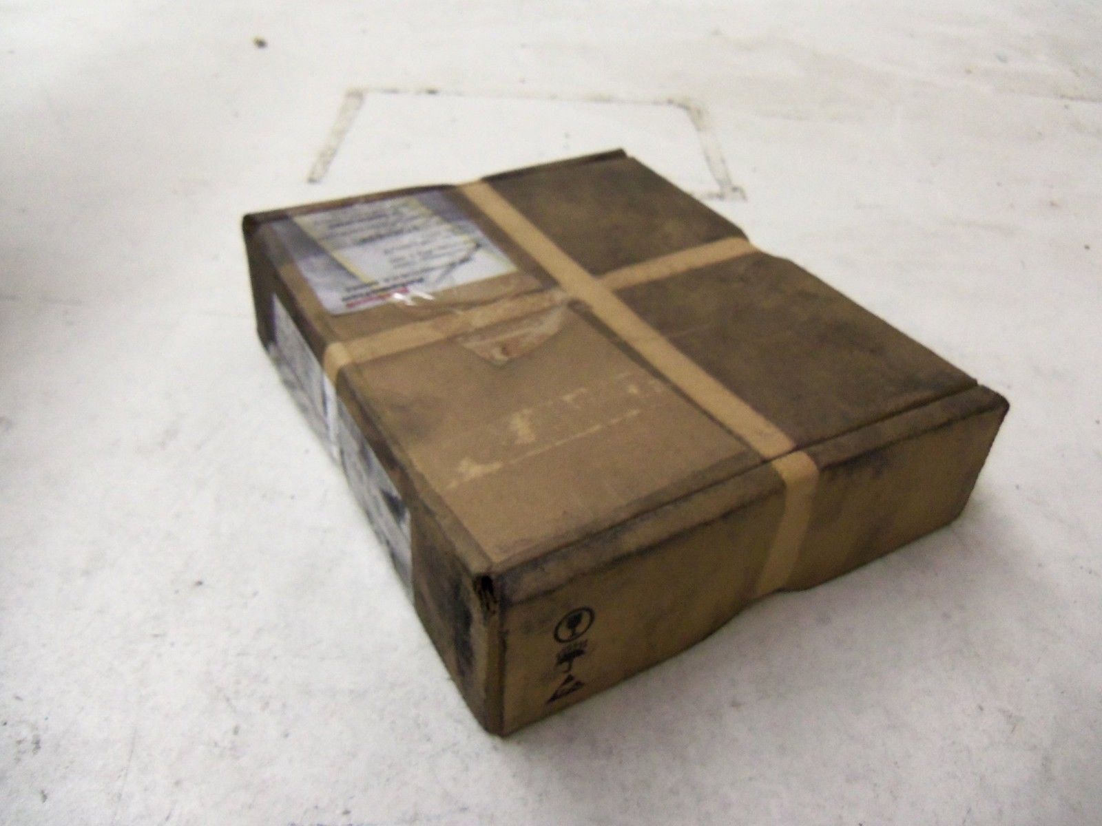 ALLEN BRADLEY CONTROLLOGIX 1756-L1M1 SER. A F/W 1.2 DATE: 2002 *FACTORY SEALED*