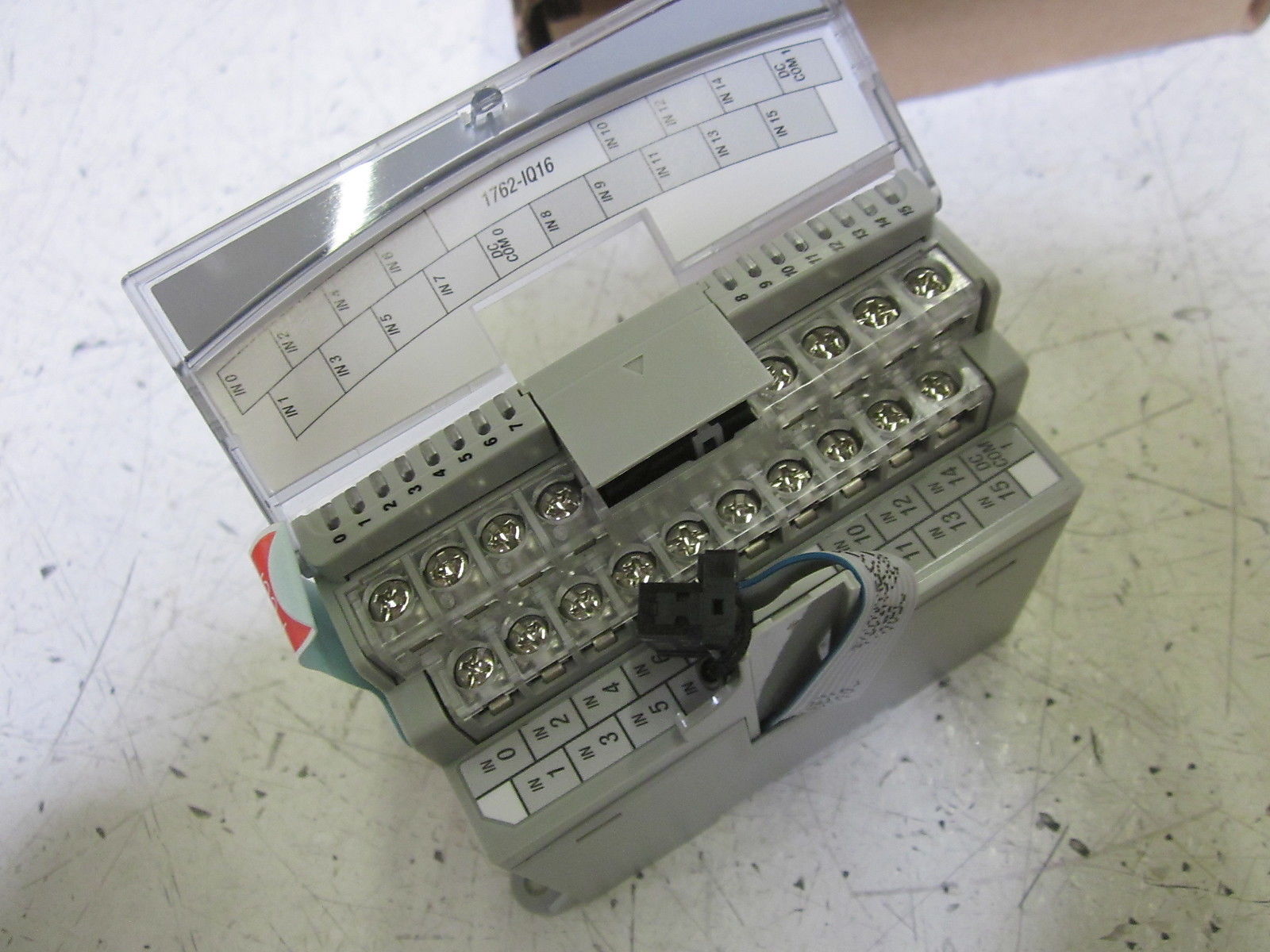 ALLEN BRADLEY 1762-IQ16 SER. A *NEW IN BOX*