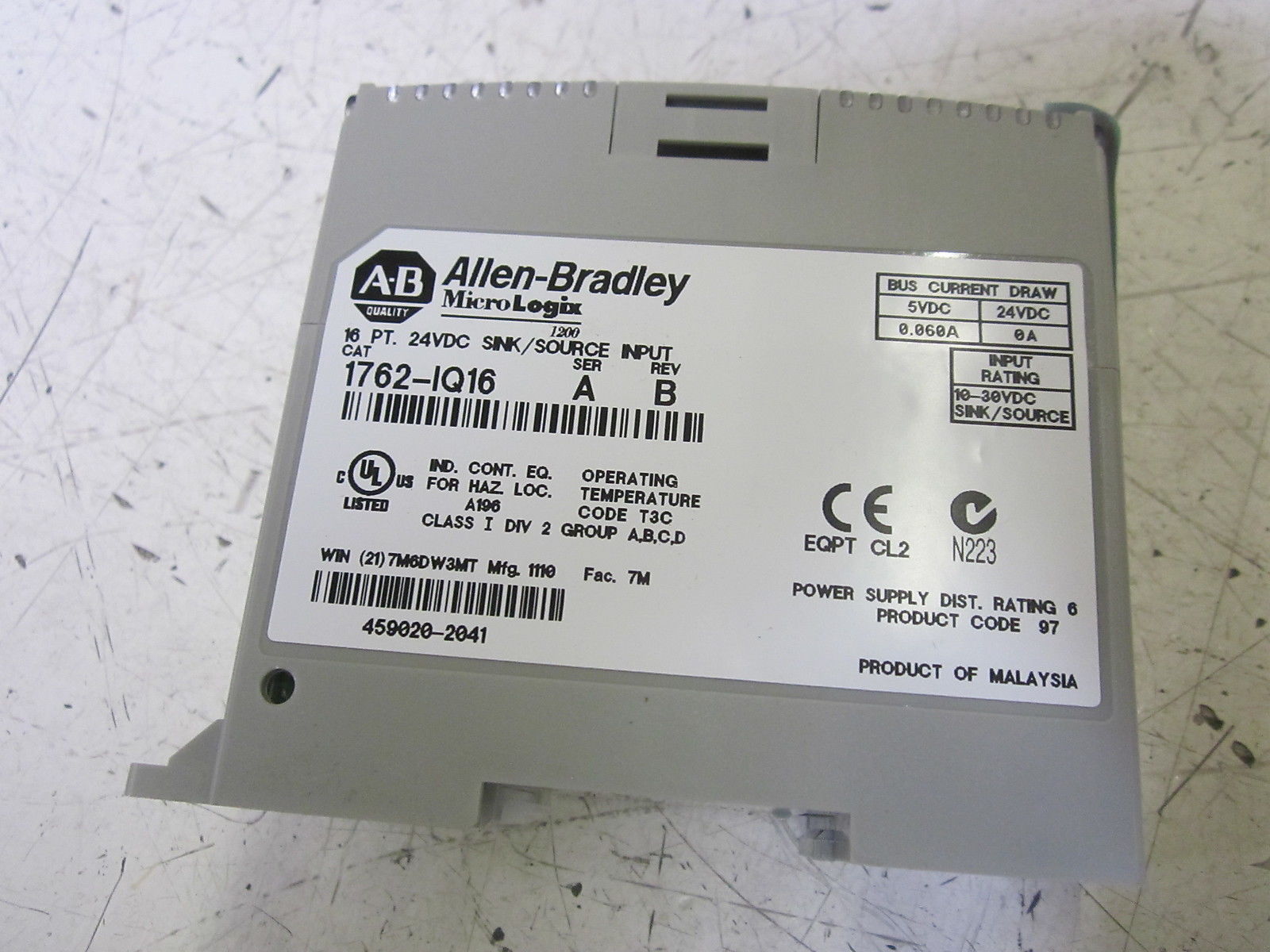 ALLEN BRADLEY 1762-IQ16 SER. A *NEW IN BOX*