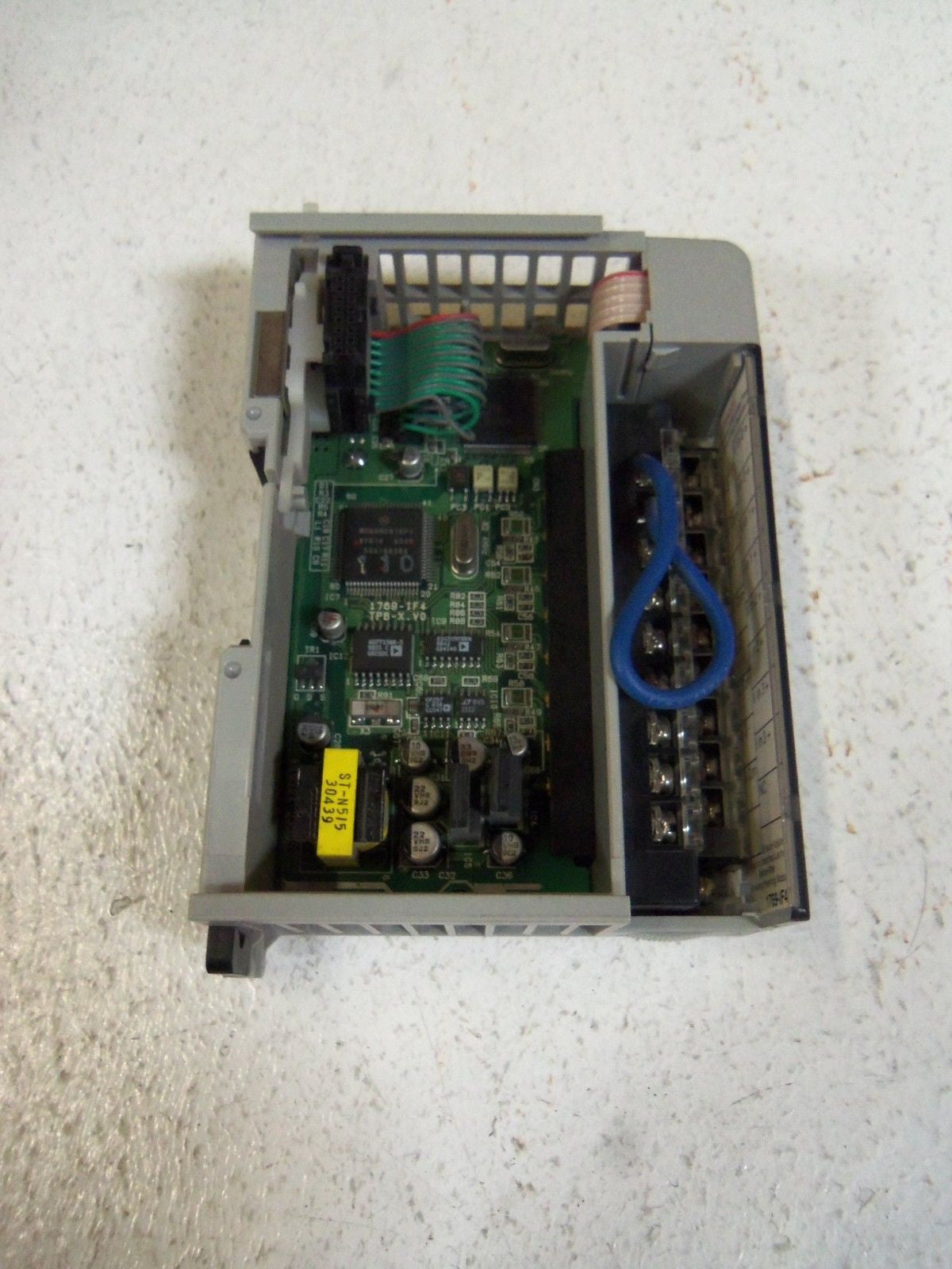 ALLEN BRADLEY COMPACT I/O 1769-IF4 SER. A F/W 1.1 ANALOG INPUT MODULE *USED*