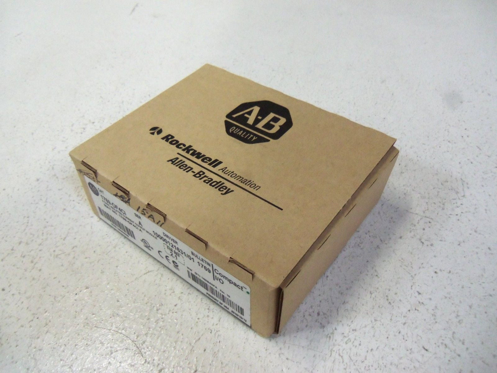 ALLEN BRADLEY COMPACT I/O 1769-OF4CI SER. A  F/W 2.1 DATE: 2010 *FACTORY SEALED*