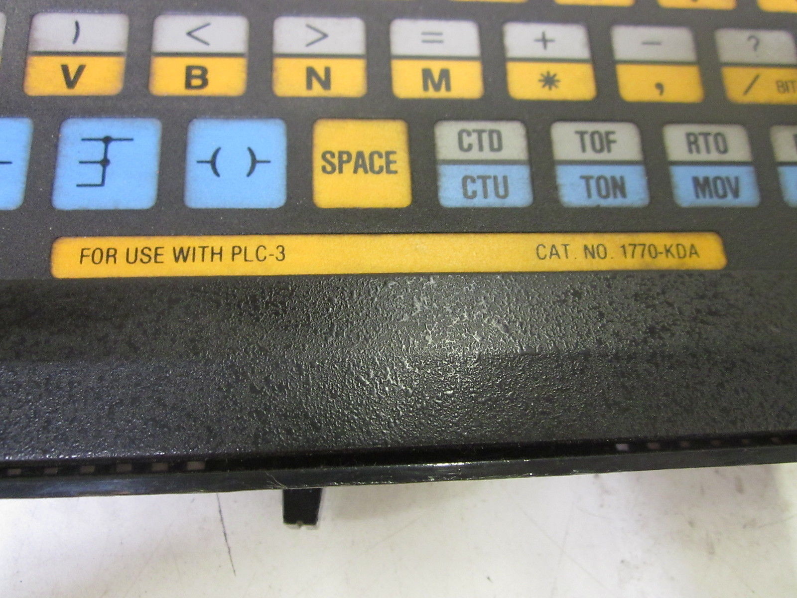 ALLEN BRADLEY 1770-FE PLC-3 FAMILY KEY BOARD 966270-02 *USED*