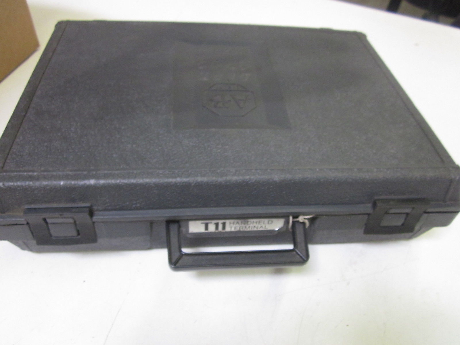 ALLEN BRADLEY 1770-X1 HAND HELD TERMINAL CARRYING CASE *USED*