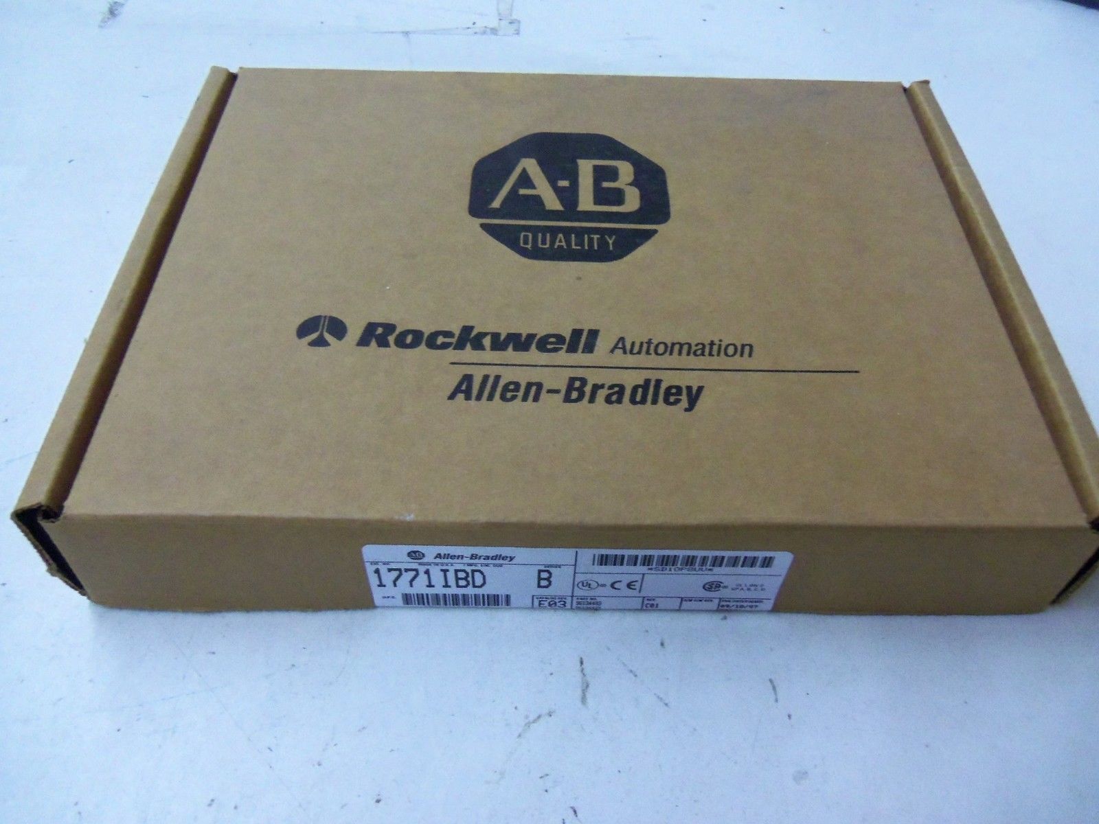 ALLEN BRADLEY 1771-IBD SER. B DATE: 1997 *FACTORY SEALED*