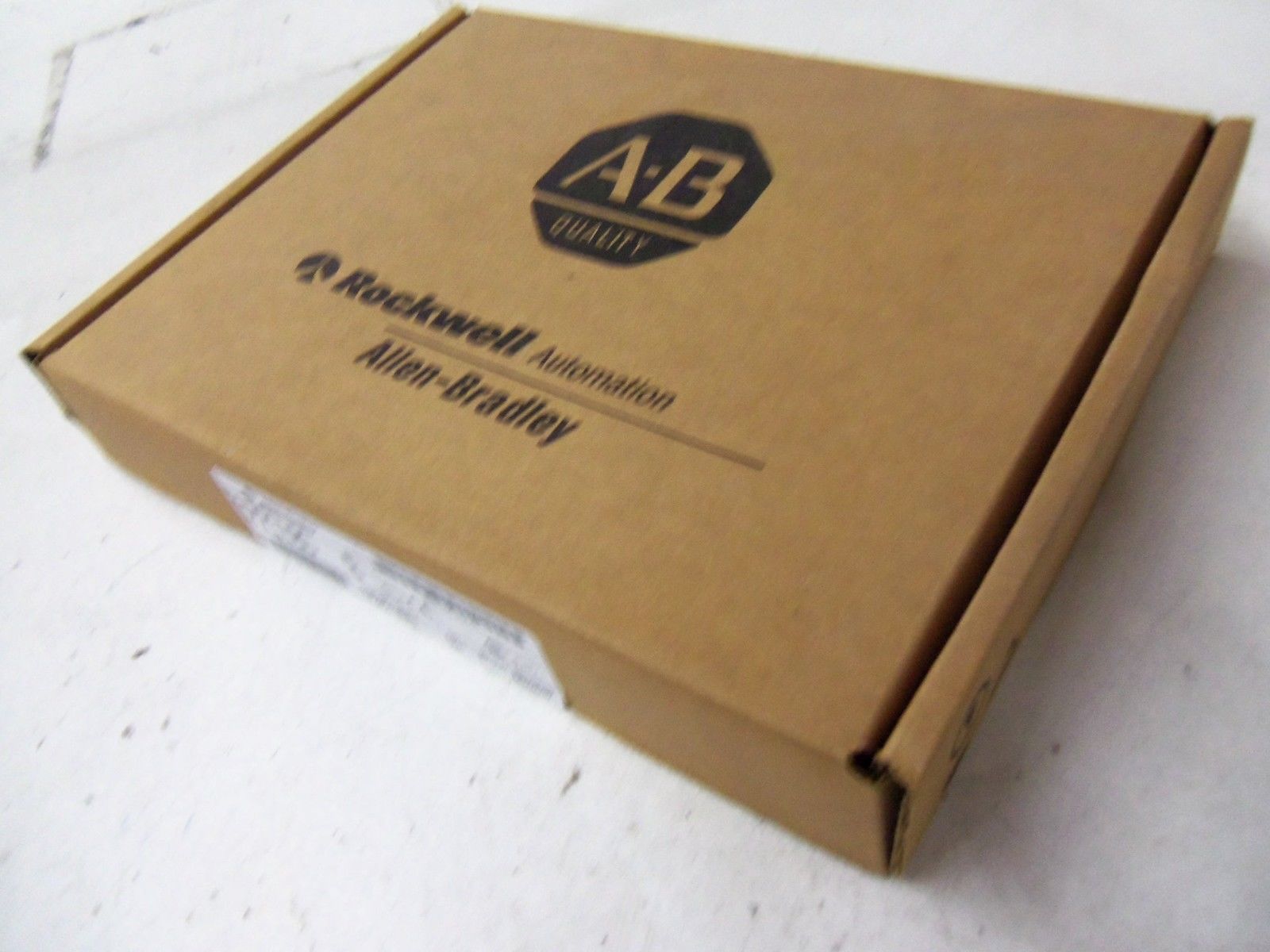 ALLEN BRADLEY 1771-IBD SER. B DATE: 1997 *FACTORY SEALED*