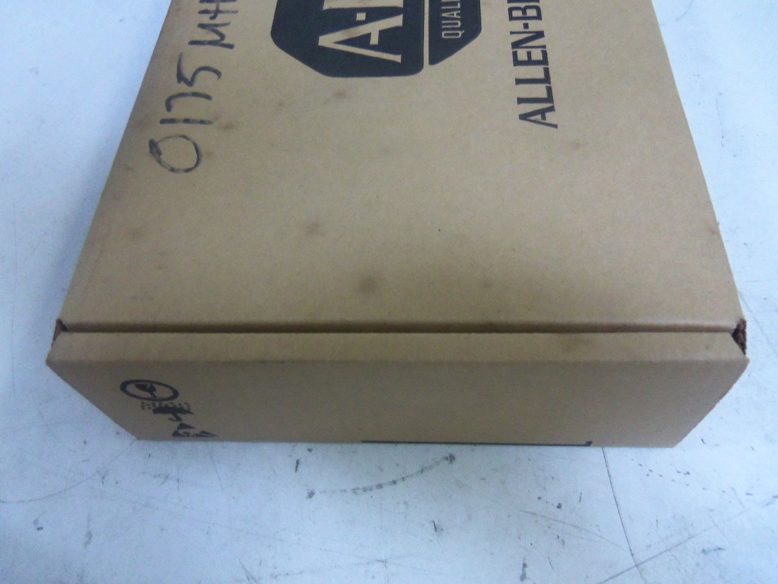 ALLEN BRADLEY 1771-IBD SER. B DATE: 1995 *FACTORY SEALED*