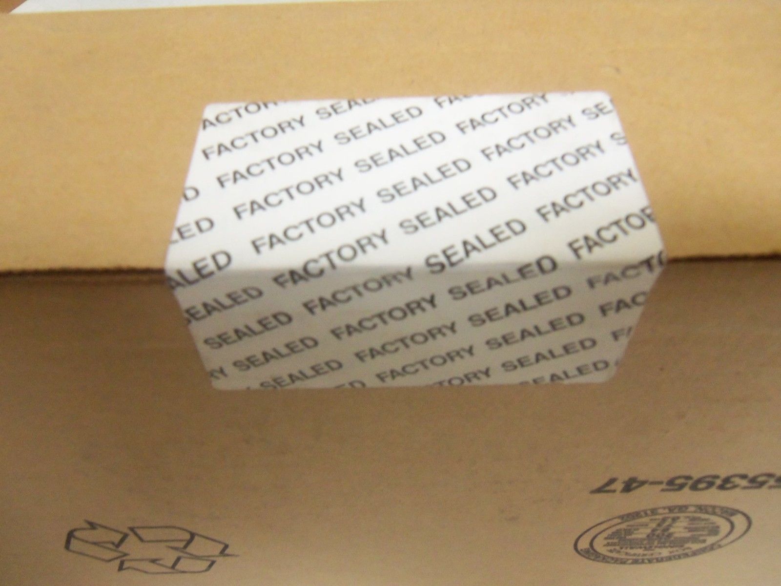 ALLEN BRADLEY 1771-IBD SER. B DATE: 1995 *FACTORY SEALED*