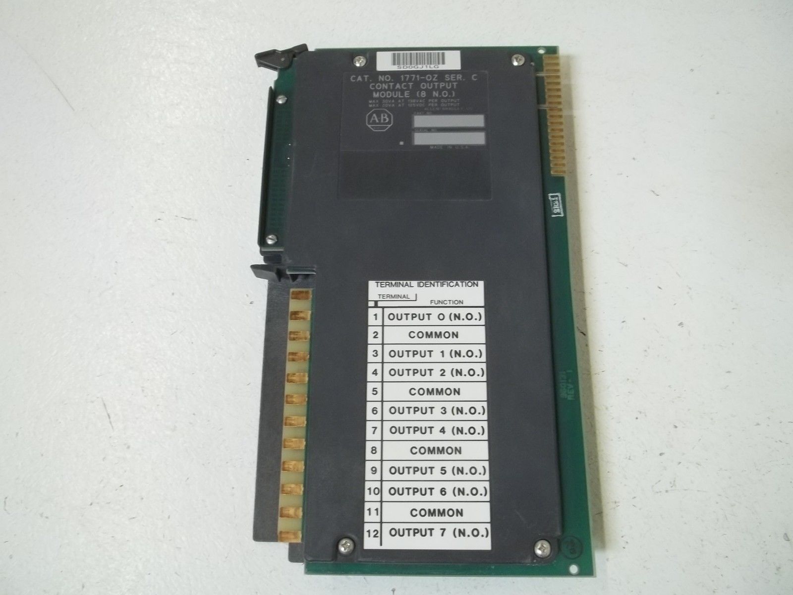 ALLEN BRADLEY 1771-OZ SER. C OUTPUT MODULE *USED*