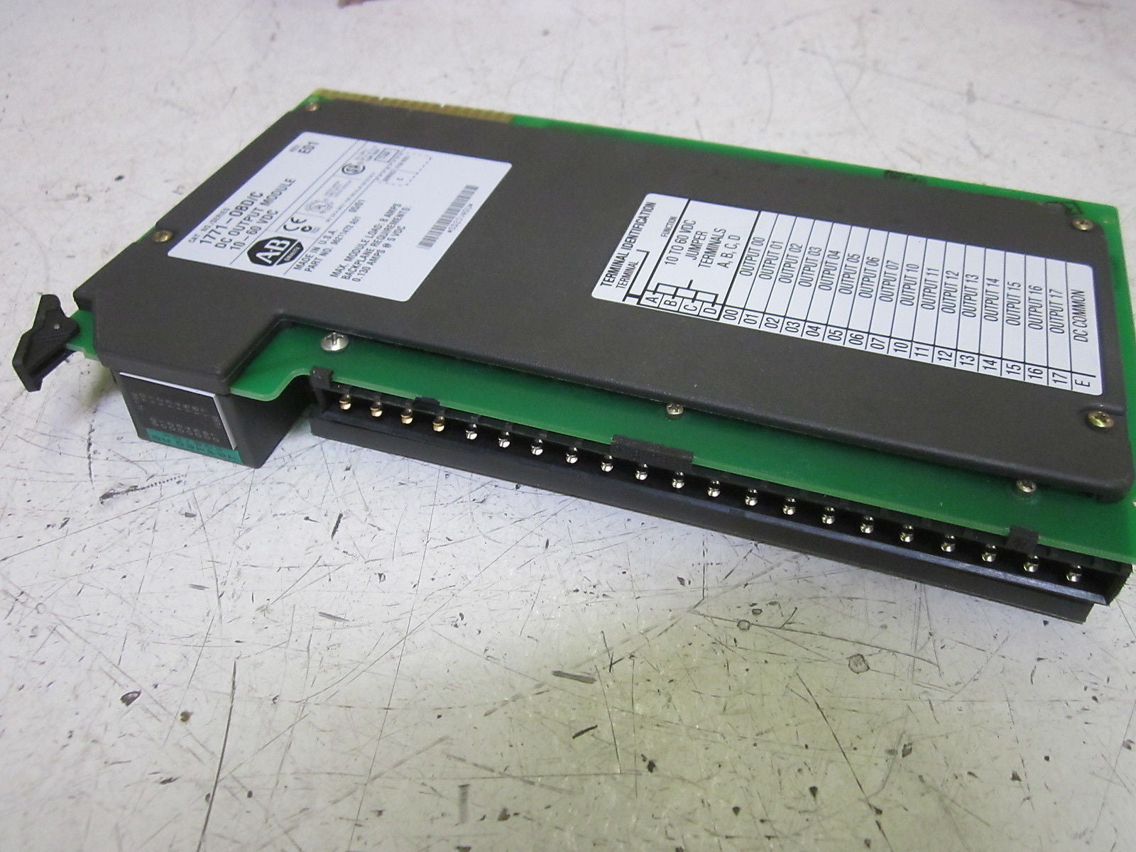 ALLEN BRADLEY 1771-OBD SER. C OUTPUT MODULE *USED*