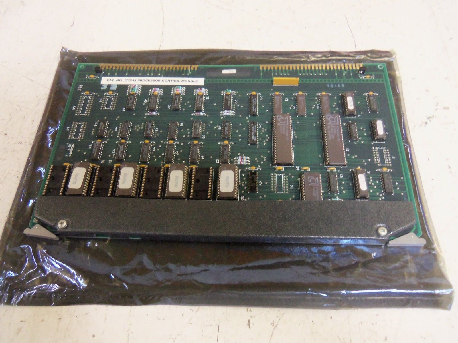 ALLEN BRADLEY 1772-LI PROCESSOR CONTROL *USED*