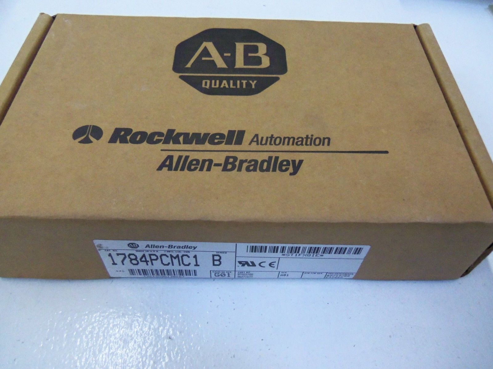 ALLEN BRADLEY 1784-PCMC1 SER. B BUNDLE DATE: 2000 *FACTORY SEALED*
