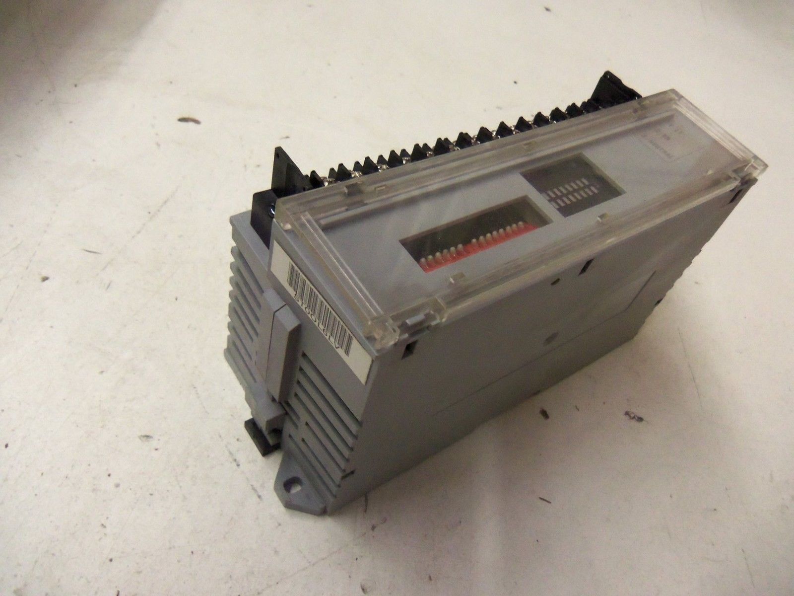 ALLEN BRADLEY 1791-16A0 SER. B I/O BLOCK MODULE *USED*