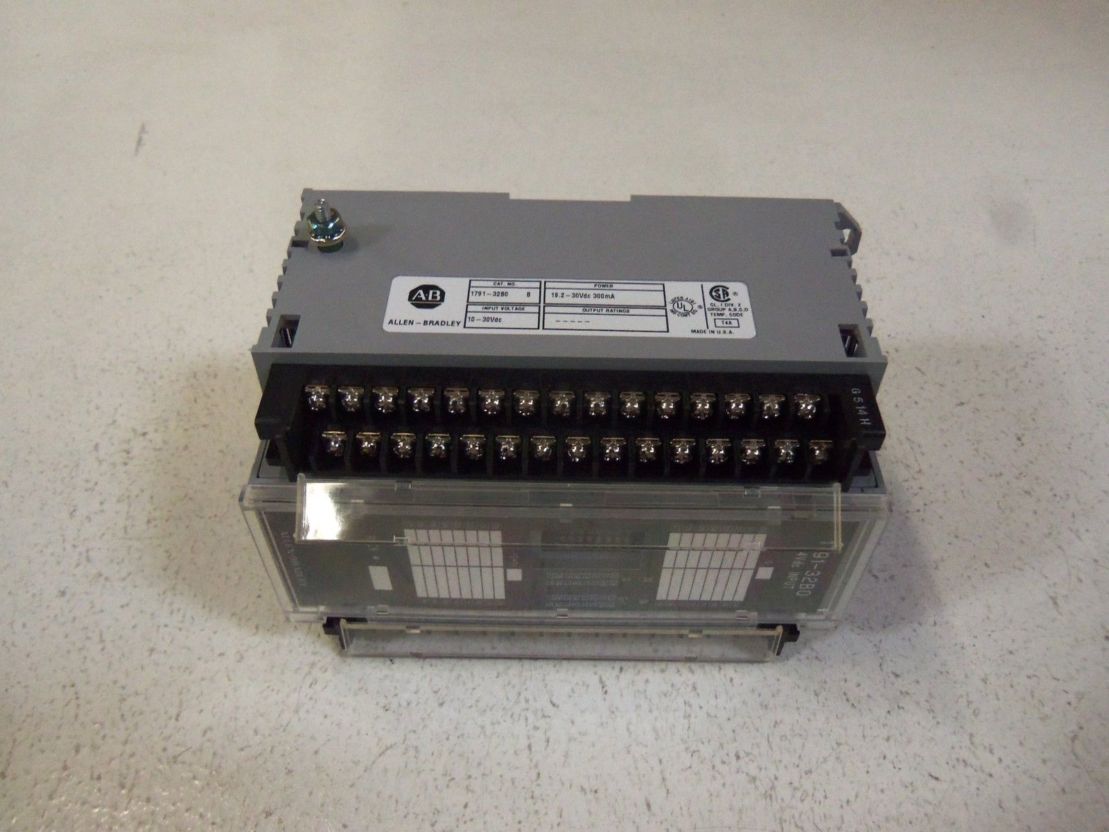 ALLEN BRADLEY 1791-32B0 SERIES B BLOCK INPUT MODULE *USED*