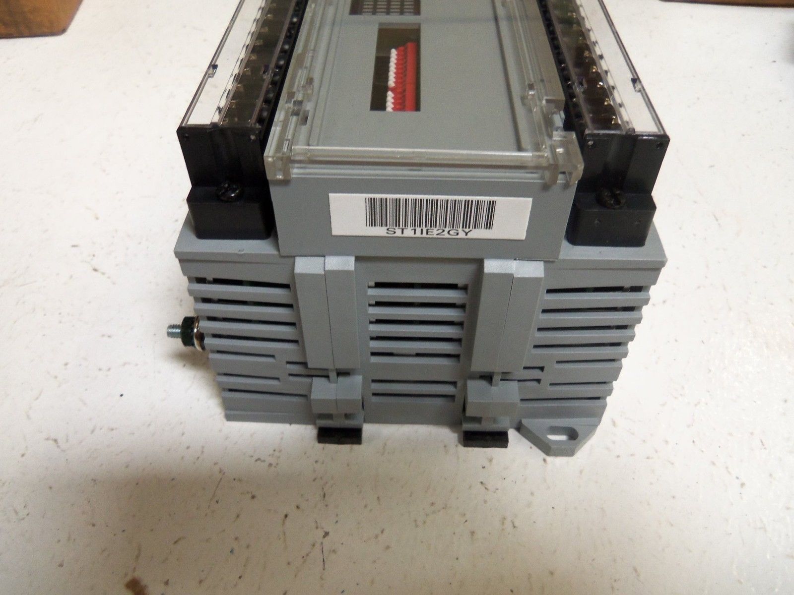 ALLEN BRADLEY 1791-32B0 SERIES B I/O BLOCK *NEW IN BOX*