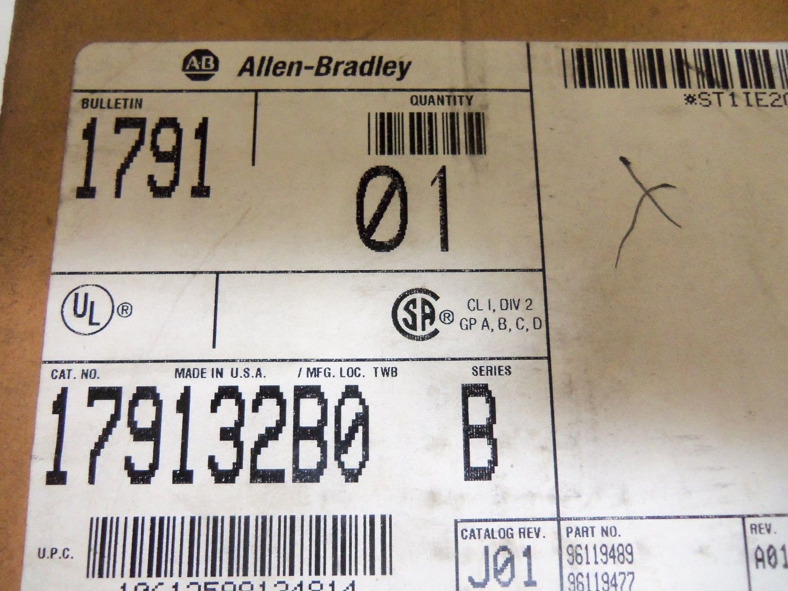 ALLEN BRADLEY 1791-32B0 SERIES B I/O BLOCK *NEW IN BOX*