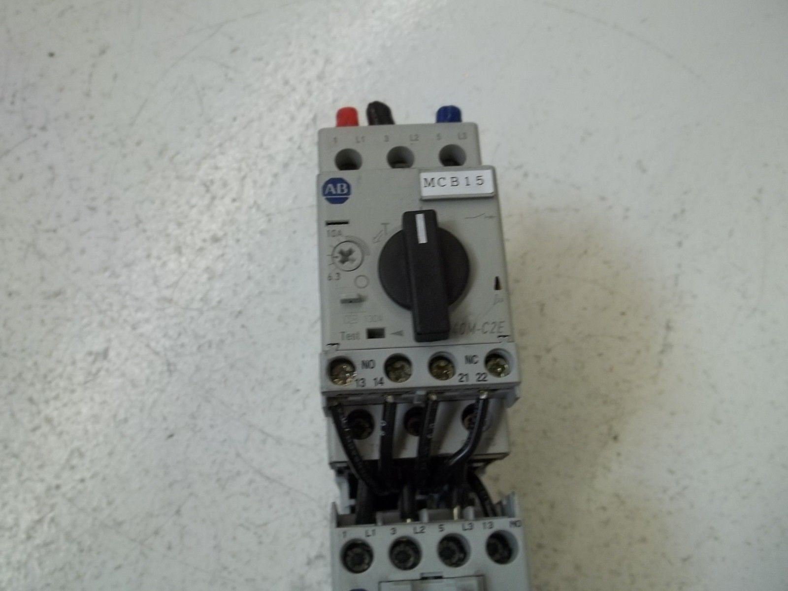 ALLEN BRADLEY 190S-BND2-CC-10C SER.A *USED*