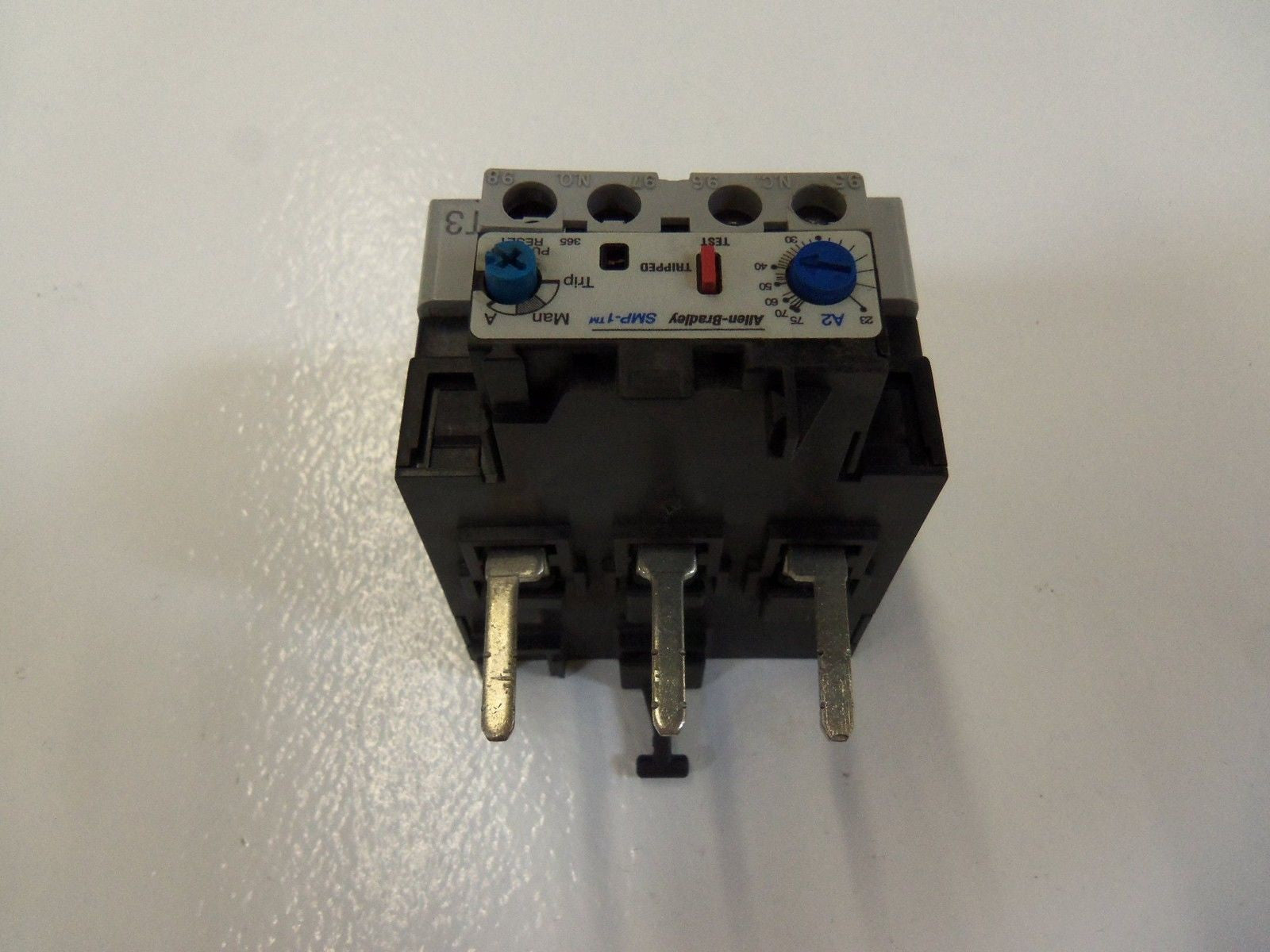 ALLEN BRADLEY 193-A5K3 SERIES A *USED*