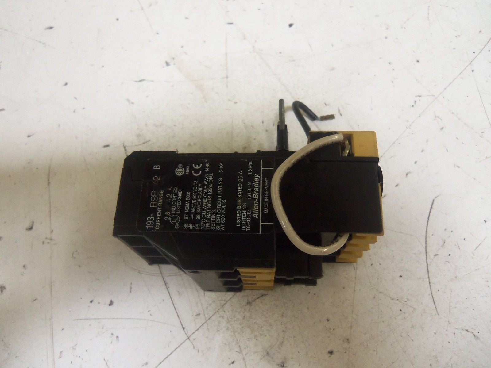 ALLEN BRADLEY 193-BSB42 SERIES B *USED*