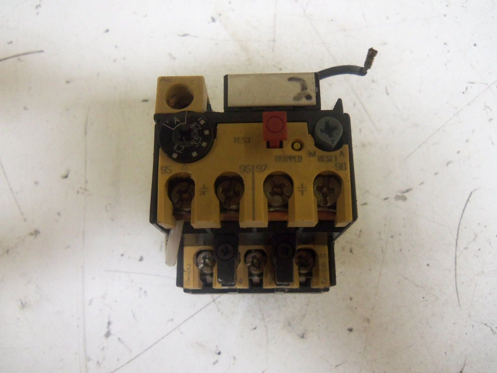 ALLEN BRADLEY 193-BSB42 SERIES B *USED*