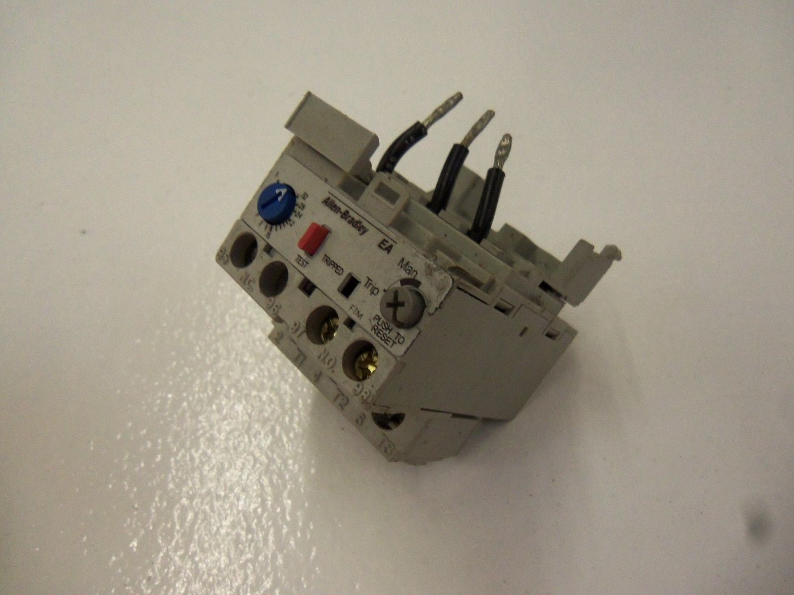 ALLEN BRADLEY 193-EA1AB SERIES B *USED*