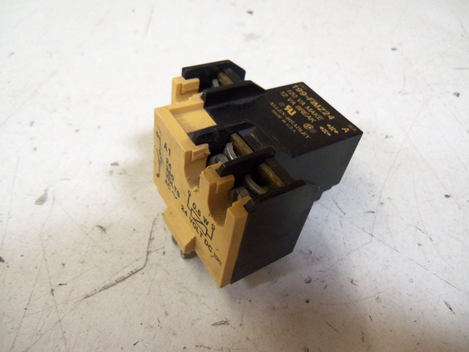 ALLEN BRADLEY 199-FIMZ24 SERIES A *USED*