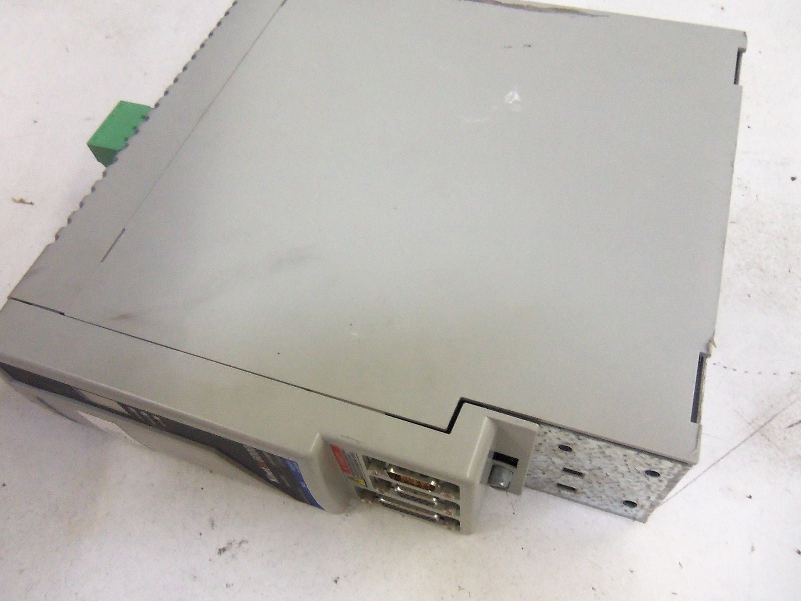 ALLEN BRADLEY 2094-BMP5 SERIES A AXIS MODULE F/W V1.85 *USED*