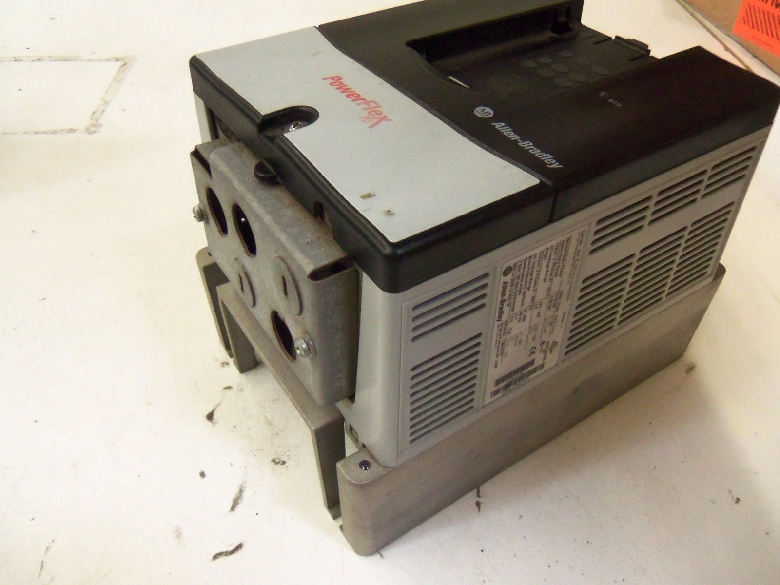 ALLEN BRADLEY 20A-C-2P1A0-AYNANNN SERIES A *USED*