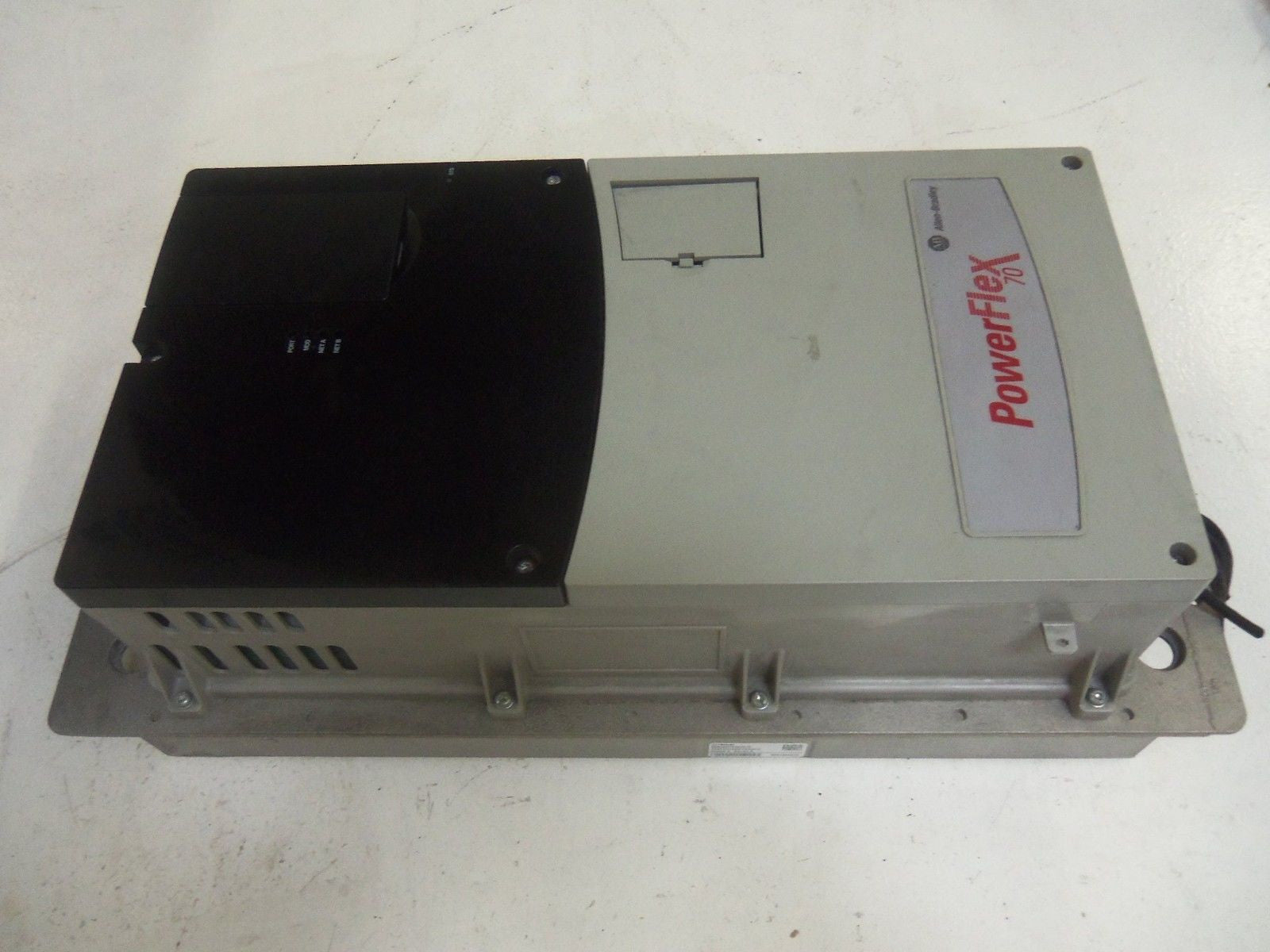 ALLEN BRADLEY POWERFLEX 70 20AE052A0AYNANC0 SER. A F/W 4.001 AC DRIVE *USED*