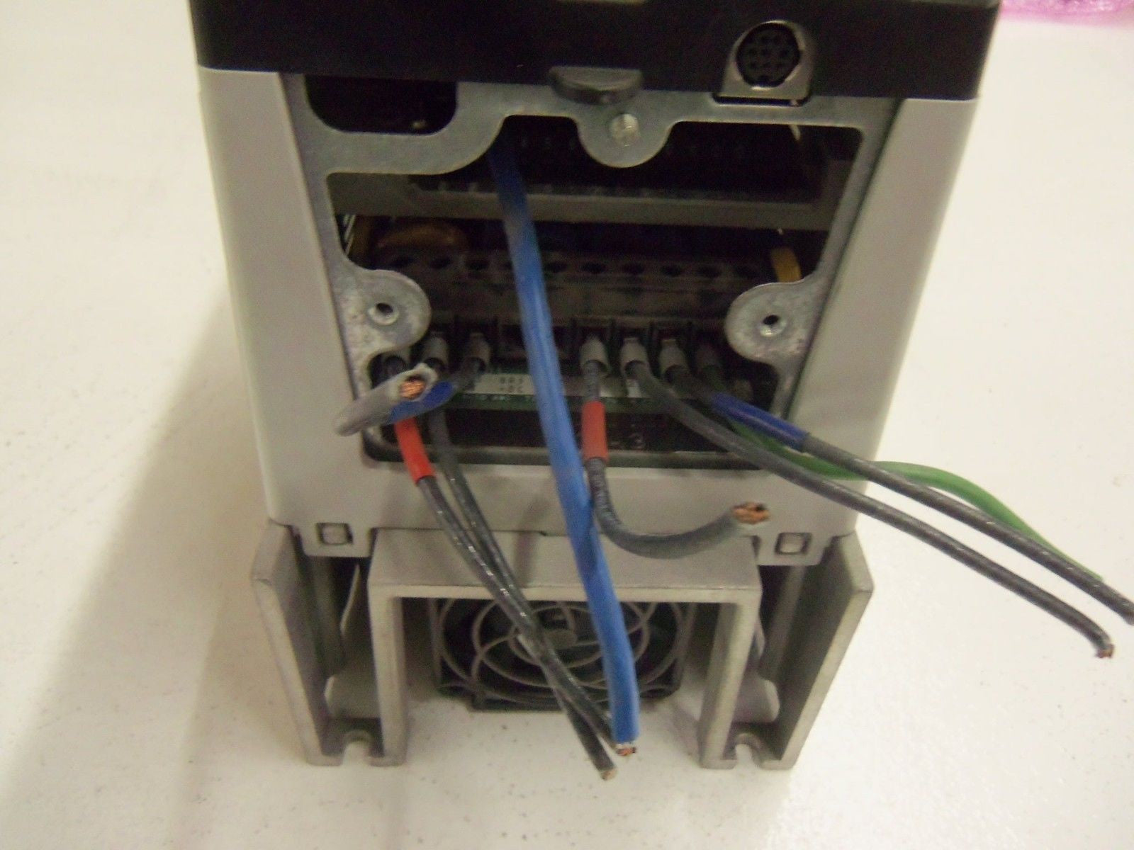 ALLEN BRADLEY 20AE2P7A0AYNNNC0 SERIES A *USED*