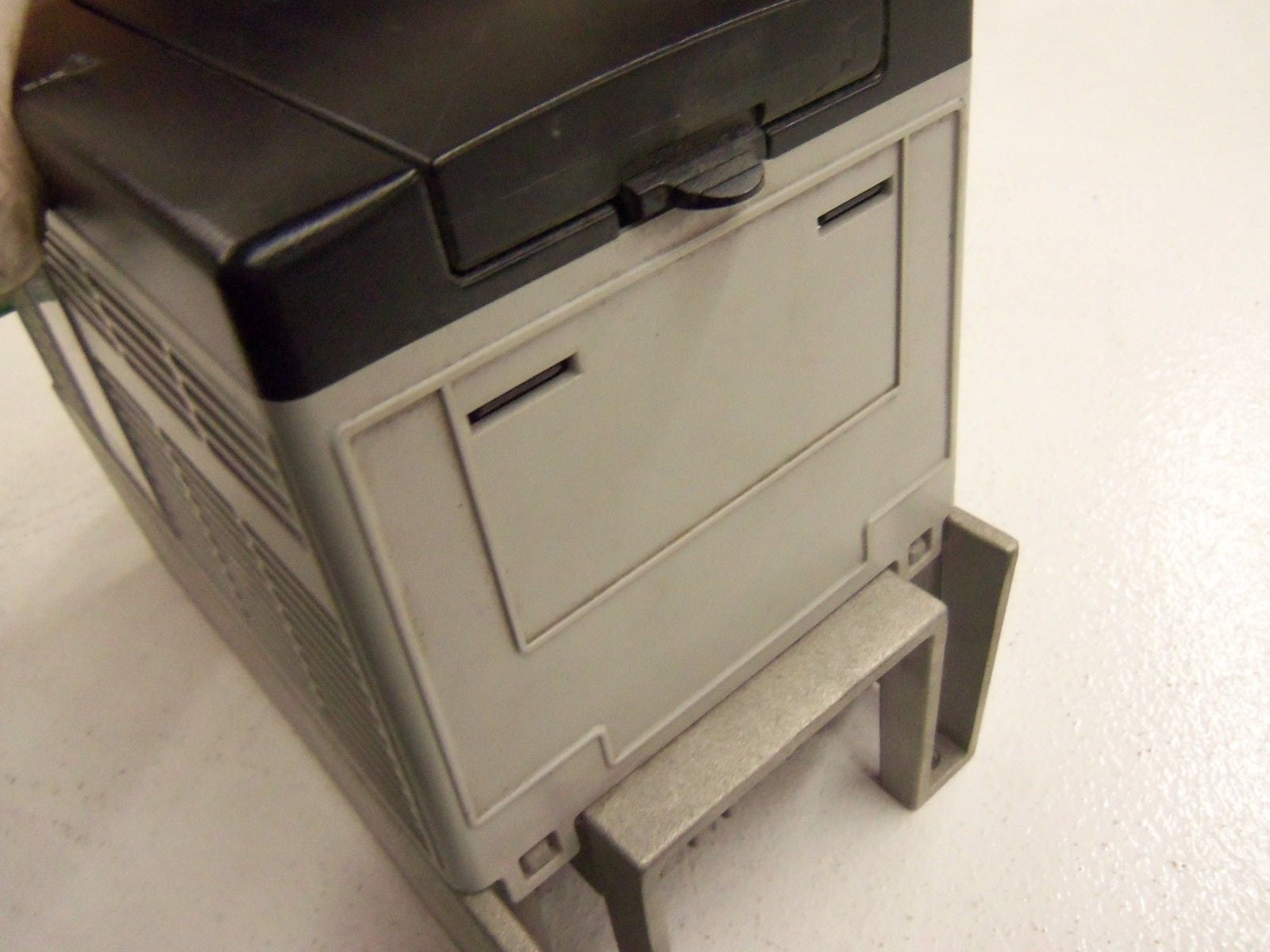 ALLEN BRADLEY 20AE2P7A0AYNNNC0 SERIES A *USED*