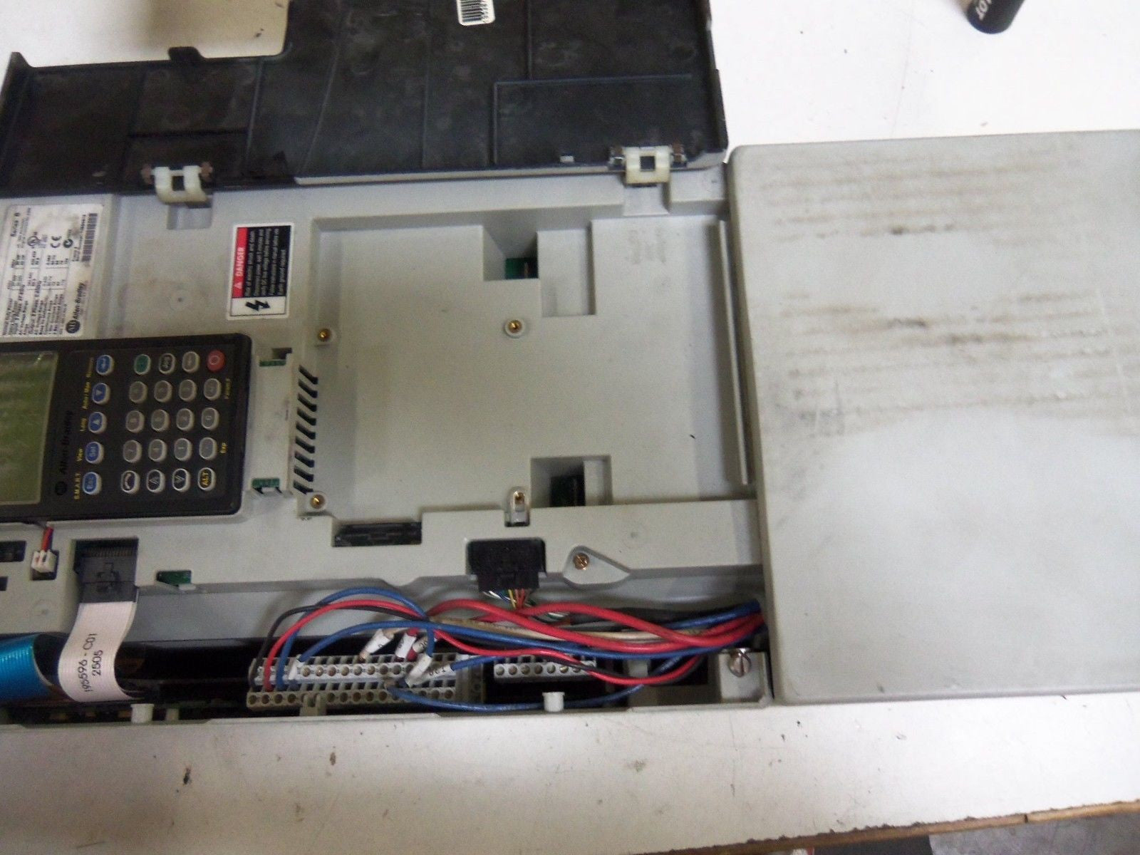 ALLEN BRADLEY POWERFLEX 700 20BD065A3AYNAND1 SER. B AC DRIVE *USED*