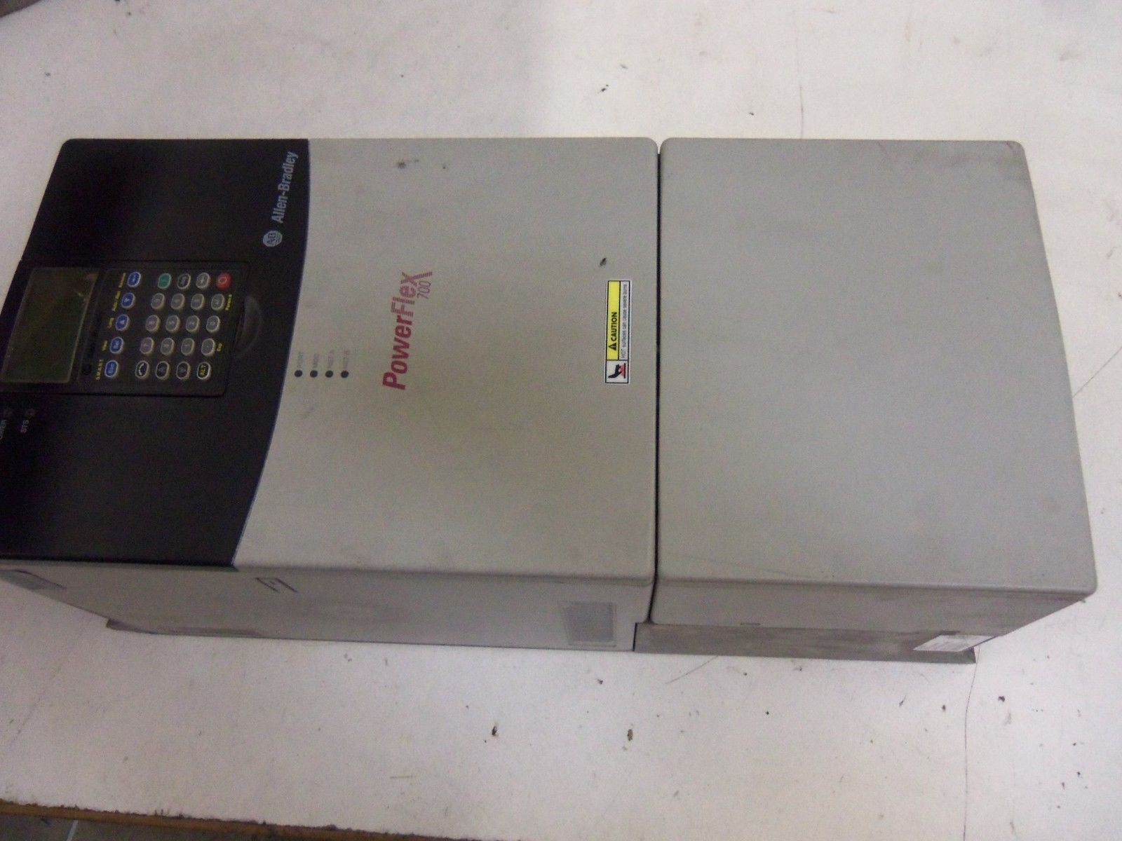ALLEN BRADLEY POWERFLEX 700 20BD065A3AYNANCO SER. B AC DRIVE *USED*