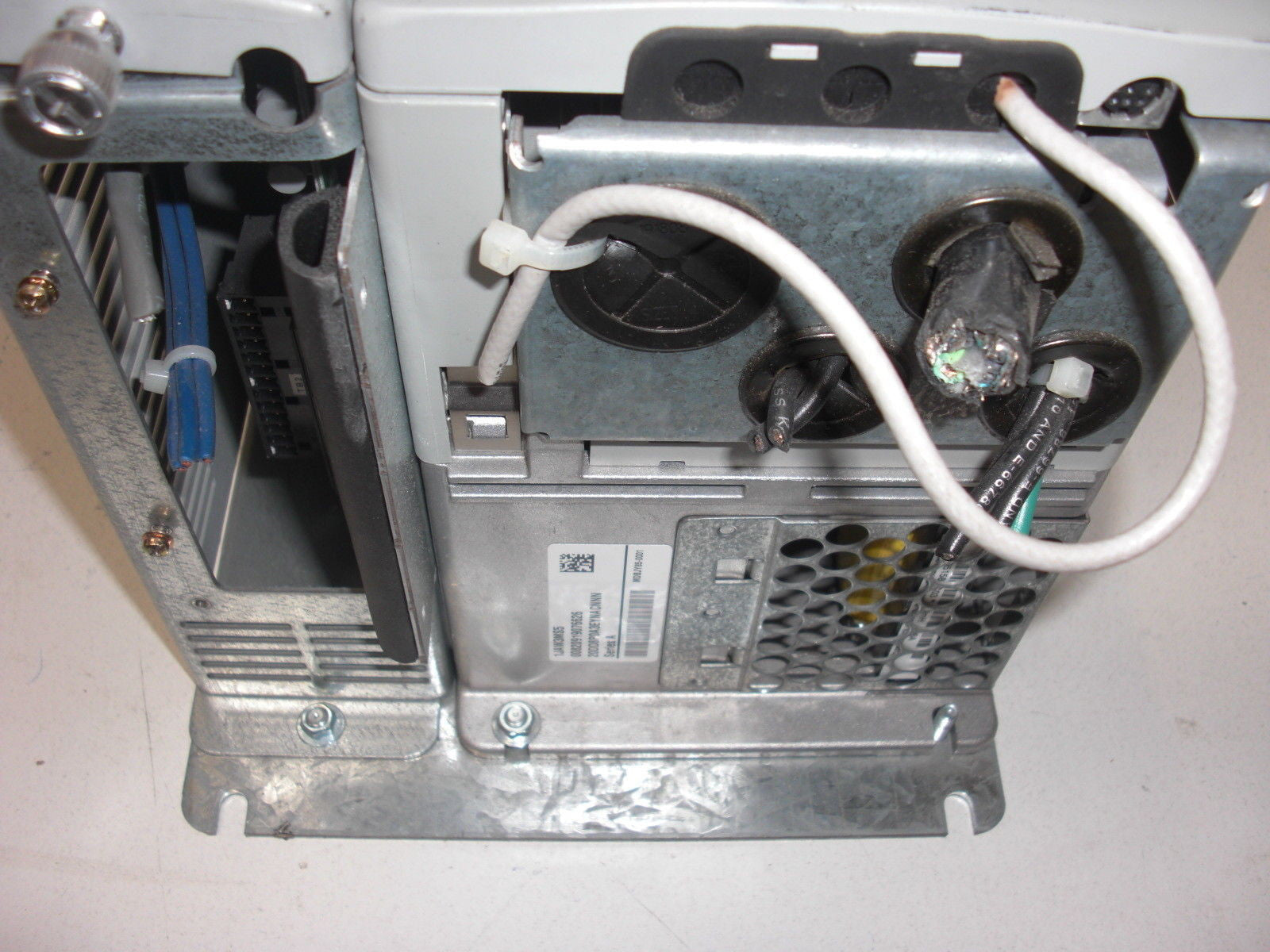 ALLEN BRADLEY 20DD8P0A3EYNACNN SERIES A *USED*