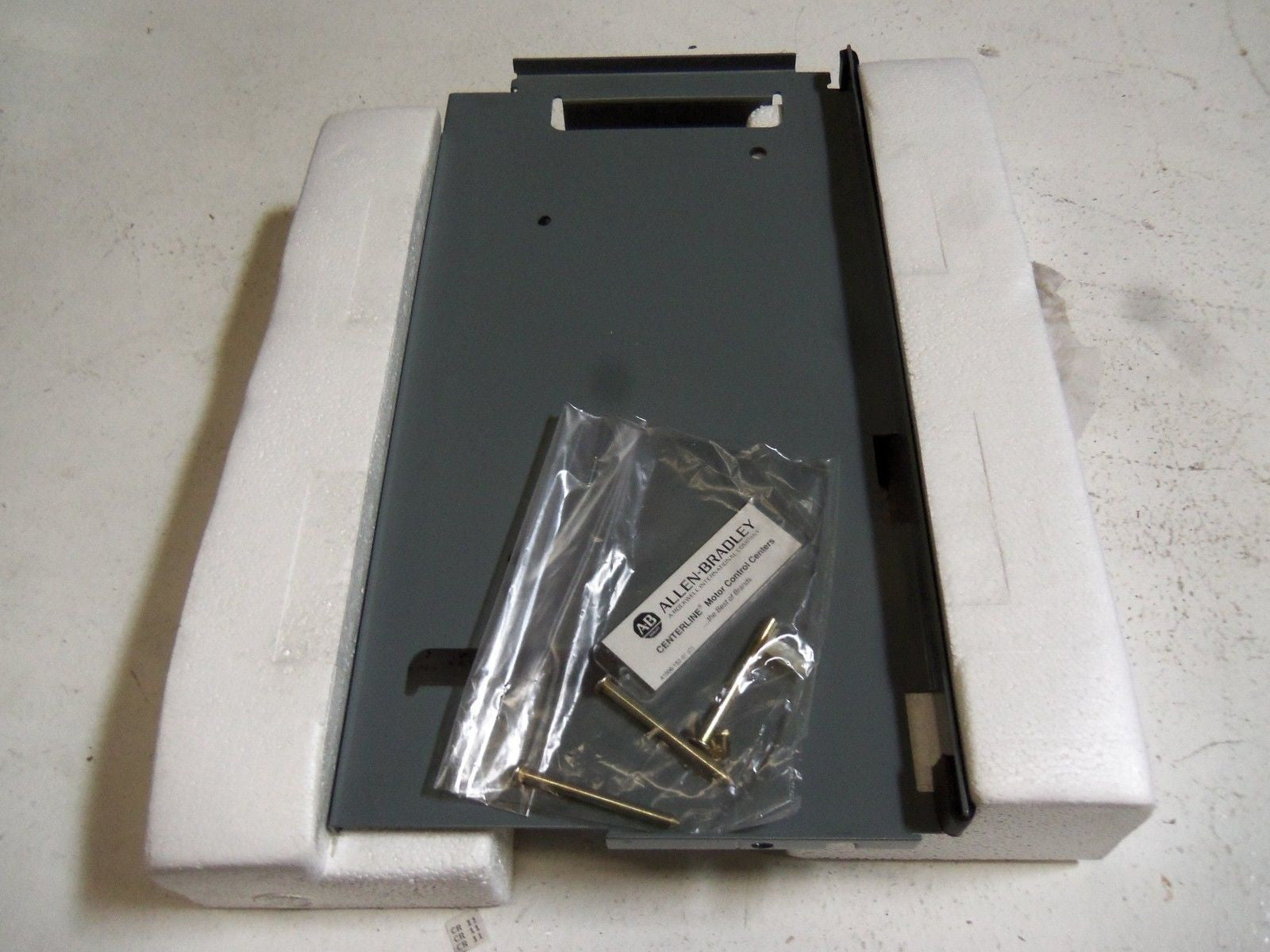ALLEN BRADLEY 2112B-CDB-3-6P-17-26-107-901 SER. M MOTOR CONTROL *NEW NO BOX*