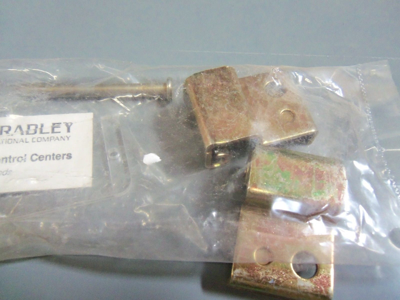 ALLEN BRADLEY 2112B-BAB-3-4R-6P-24R-34 SER. N *NEW NO BOX*