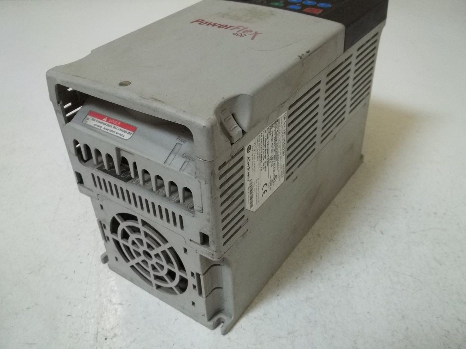 ALLEN BRADLEY 22C-D010N103 SER.A AC DRIVE *USED*