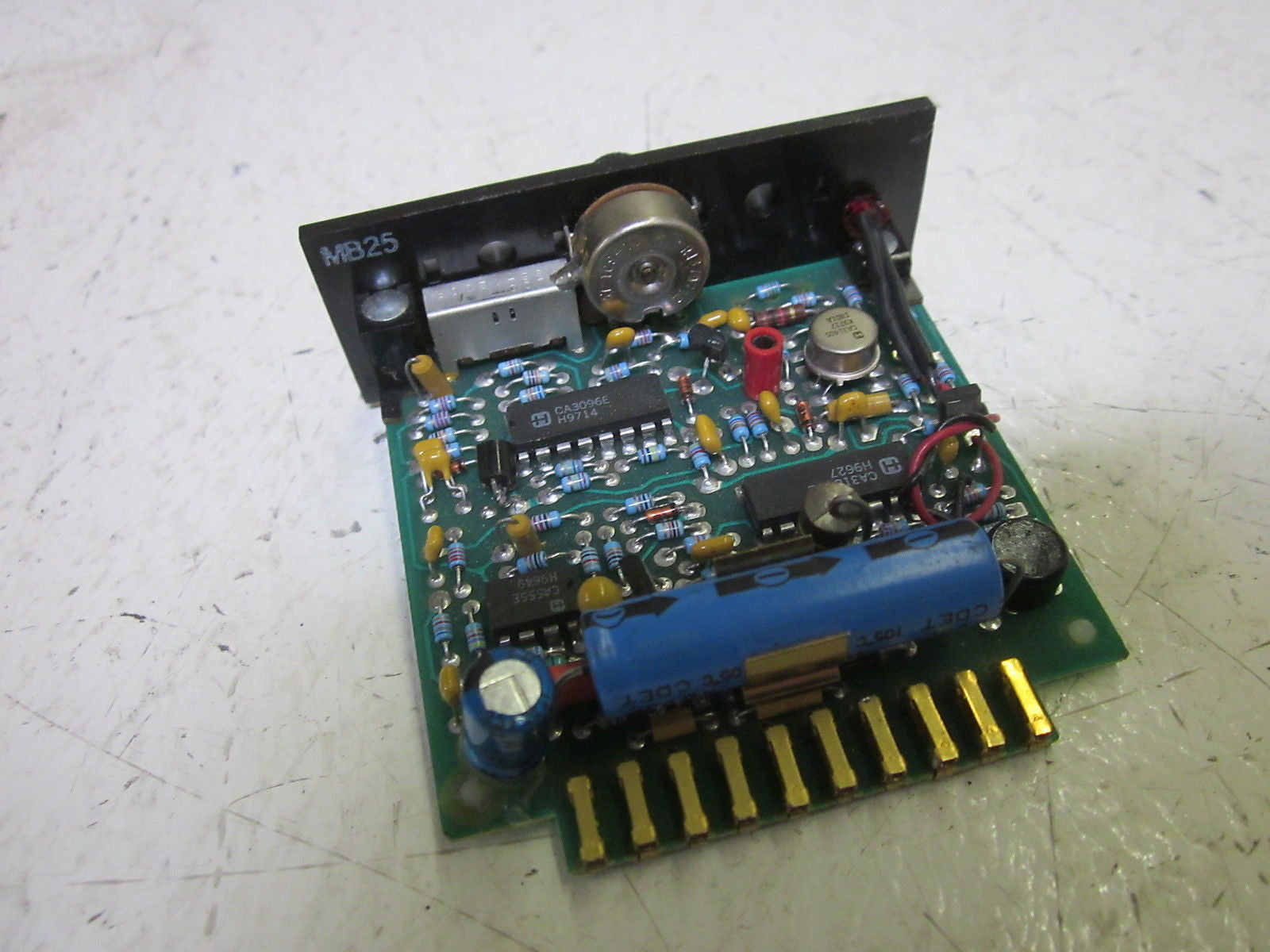 ALLEN BRADLEY 22DJ3-4000 SER. B *NEW NO BOX*