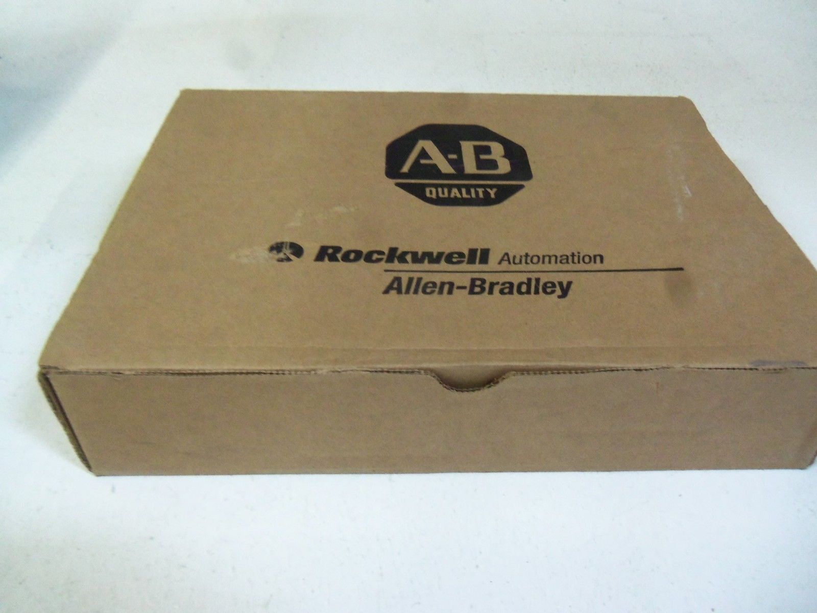 ALLEN BRADLEY 2711-NC19 SERIES A *NEW IN BOX*