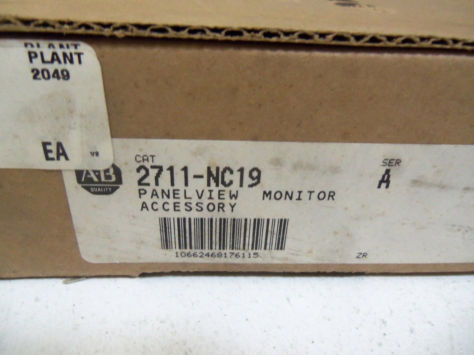 ALLEN BRADLEY 2711-NC19 SERIES A *NEW IN BOX*