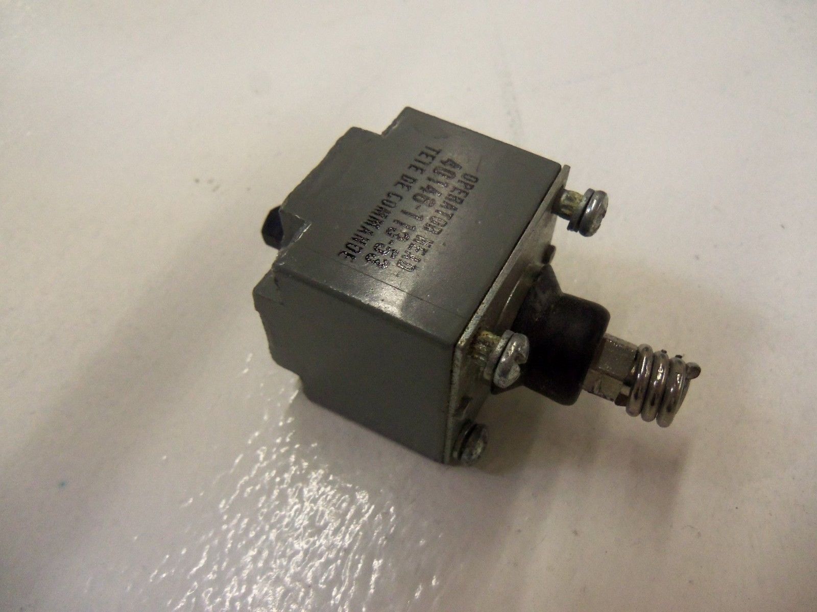 ALLEN BRADLEY 40146-113-53 *AS IS*