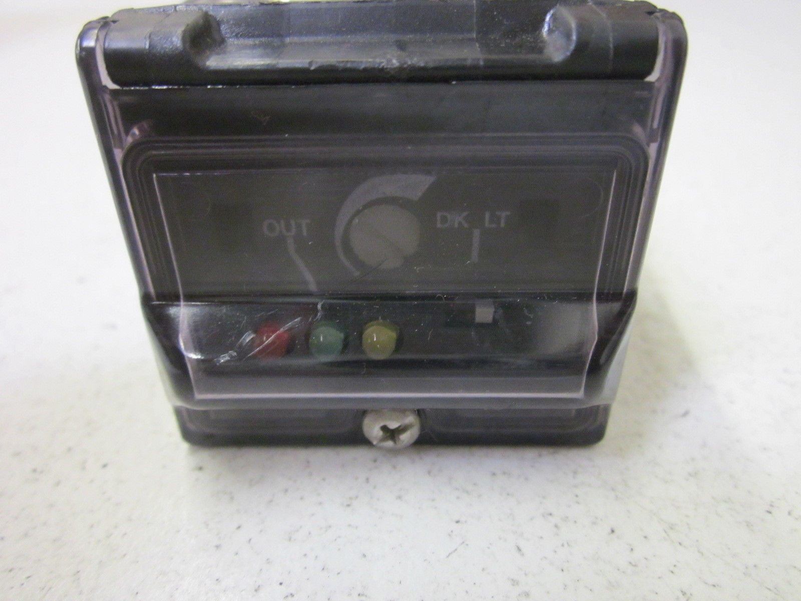 ALLEN BRADLEY 42GRU-9000-QD1 SER. A PHOTOELECTRIC SENSOR *USED*