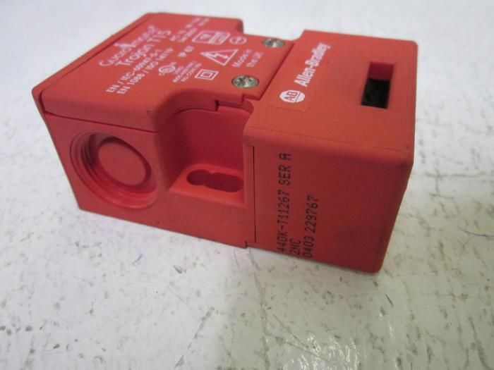 ALLEN BRADLEY 440K-T11267 SER.A *USED*