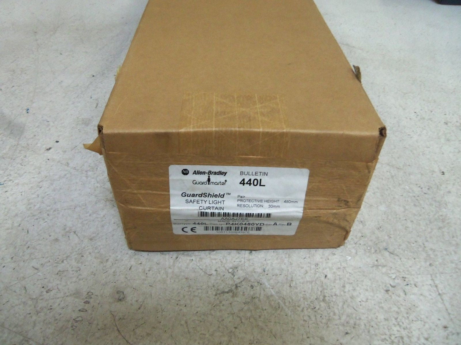 ALLEN BRADLEY 440L-P4K0480YD SERIES A SAFETY LIGHT CURTAIN *SEALED*
