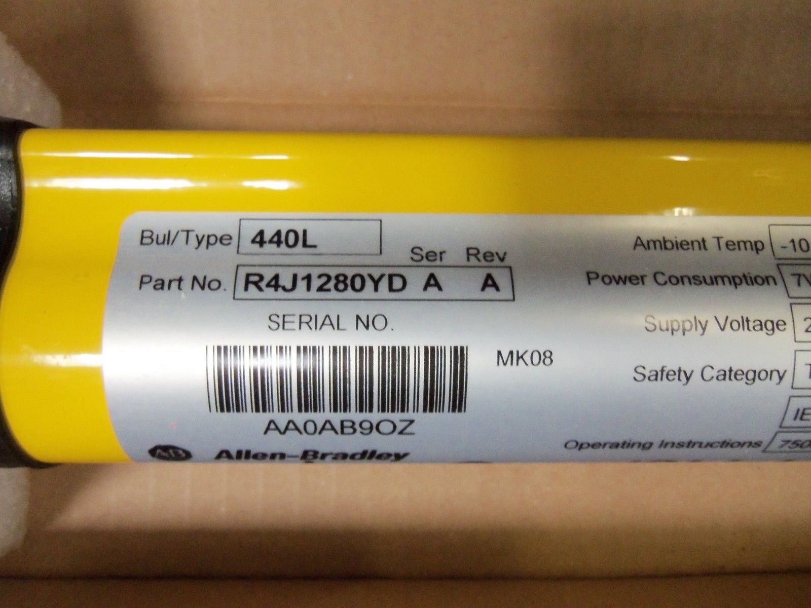 Allen Bradley 440LP4J1280YD NSFP * GENUINE * 440L P4J1280YD