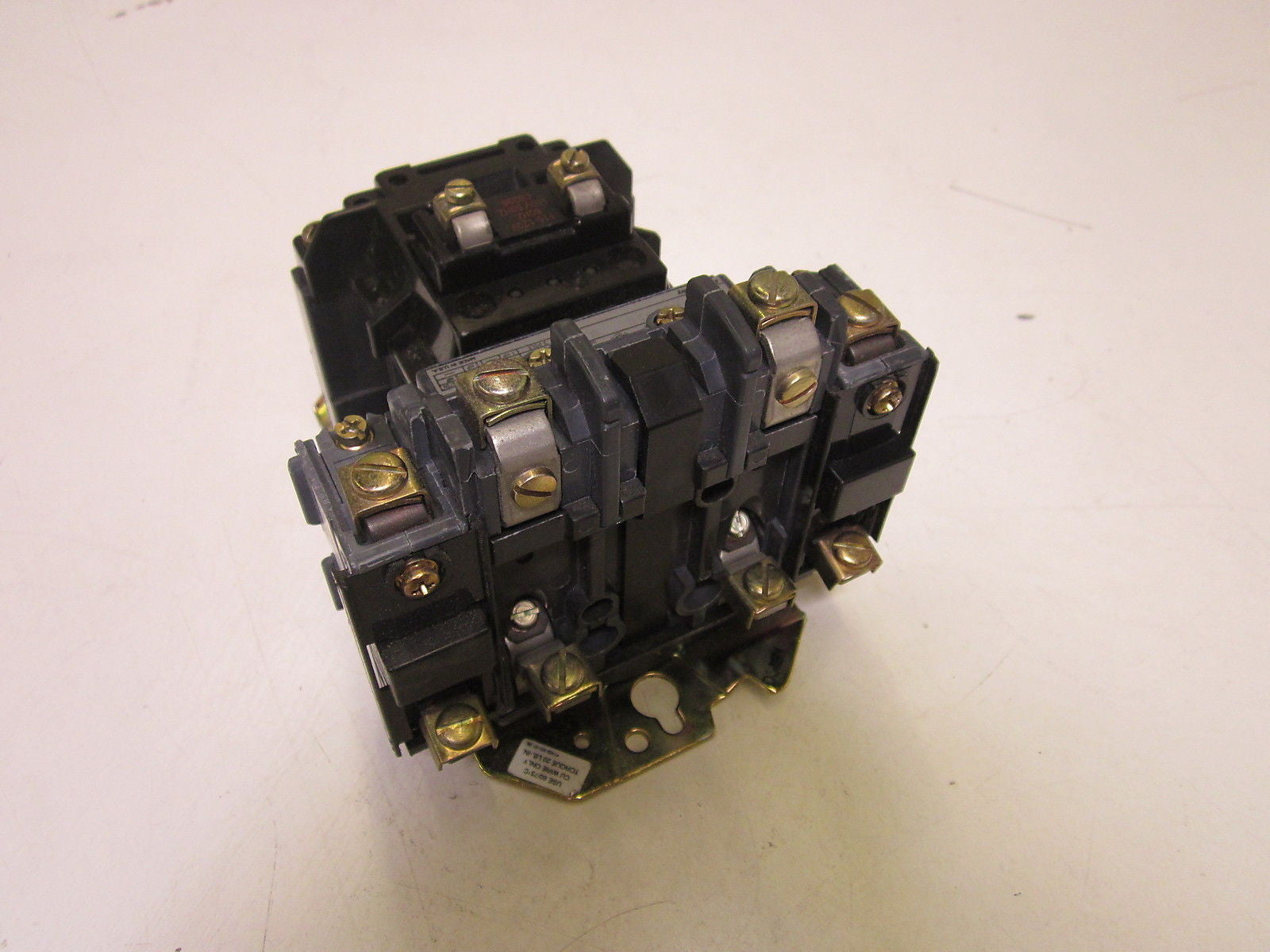 ALLEN BRADLEY 500-A0D950 SER. B *NEW NO BOX*
