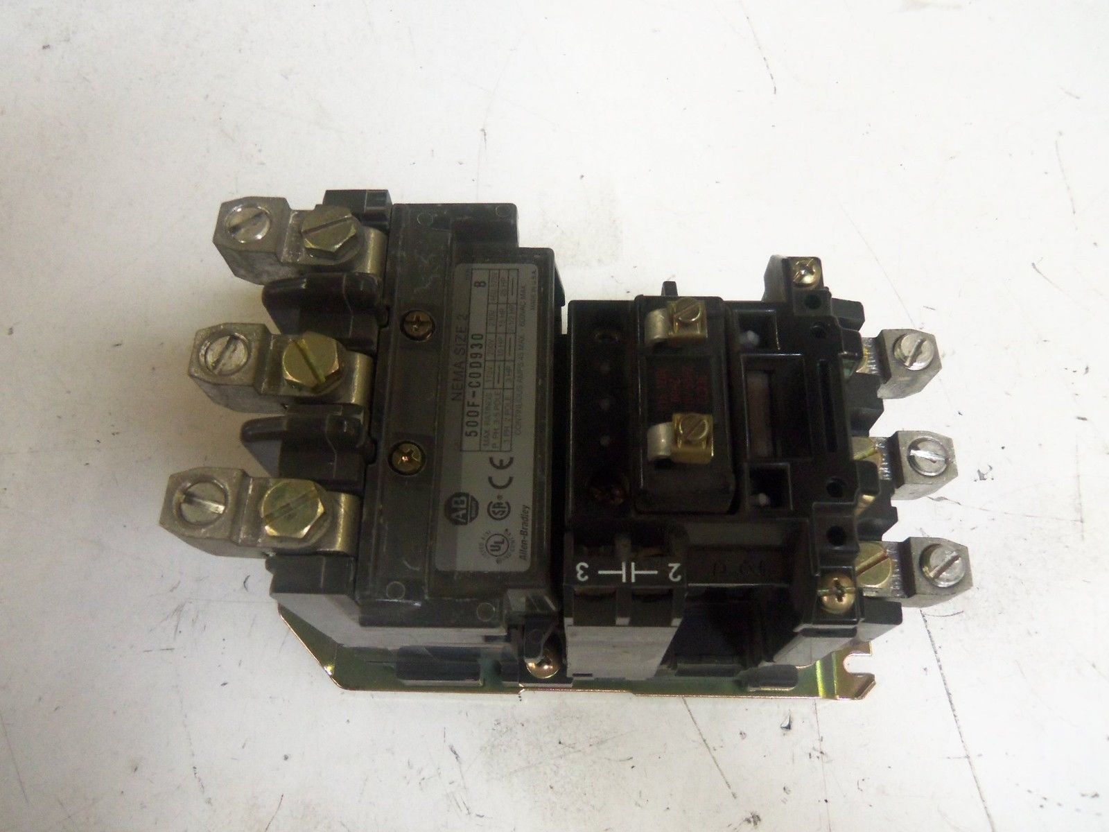 ALLEN BRADLEY 500F-COD930 SER. B STARTER CONTACTOR *USED*