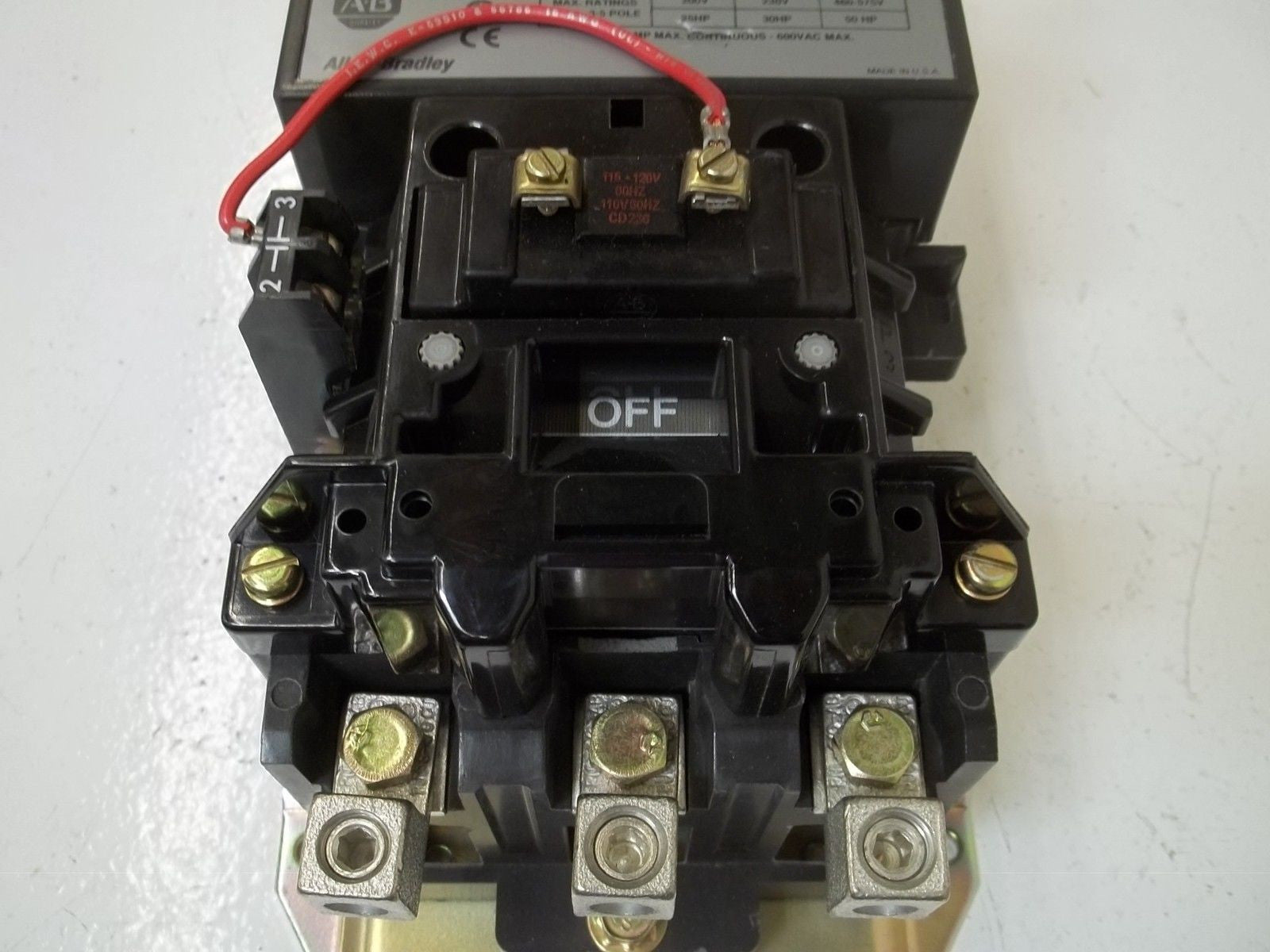 ALLEN BRADLEY 500F-DOD930 SER.A 115-120V *NEW NO BOX*